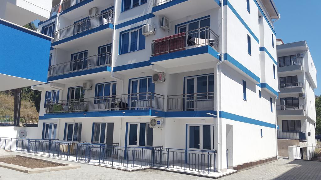 Blue Bay Palace Apart Complex Pomorie Buitenkant foto