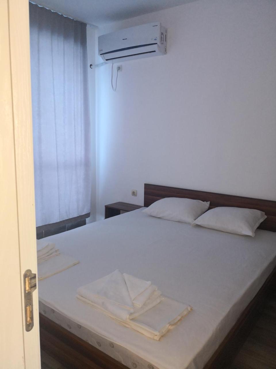 Blue Bay Palace Apart Complex Pomorie Buitenkant foto